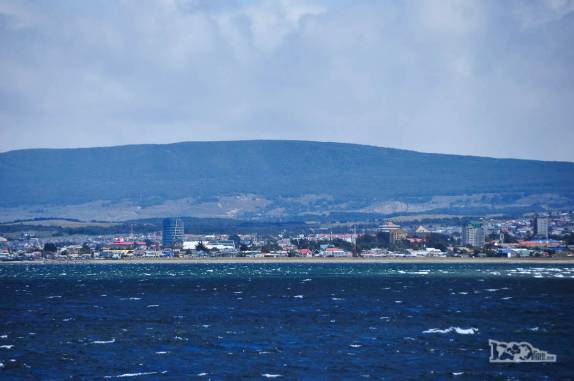 Punta Arenas vista do barco que nos levava à Terra do Fogo, no sul do Chile